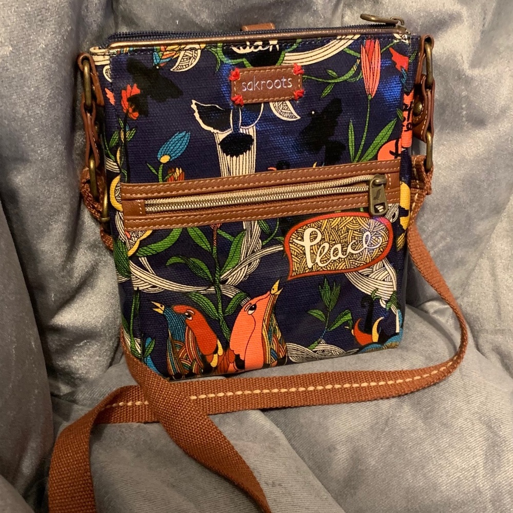 Sakroots cross body purse
